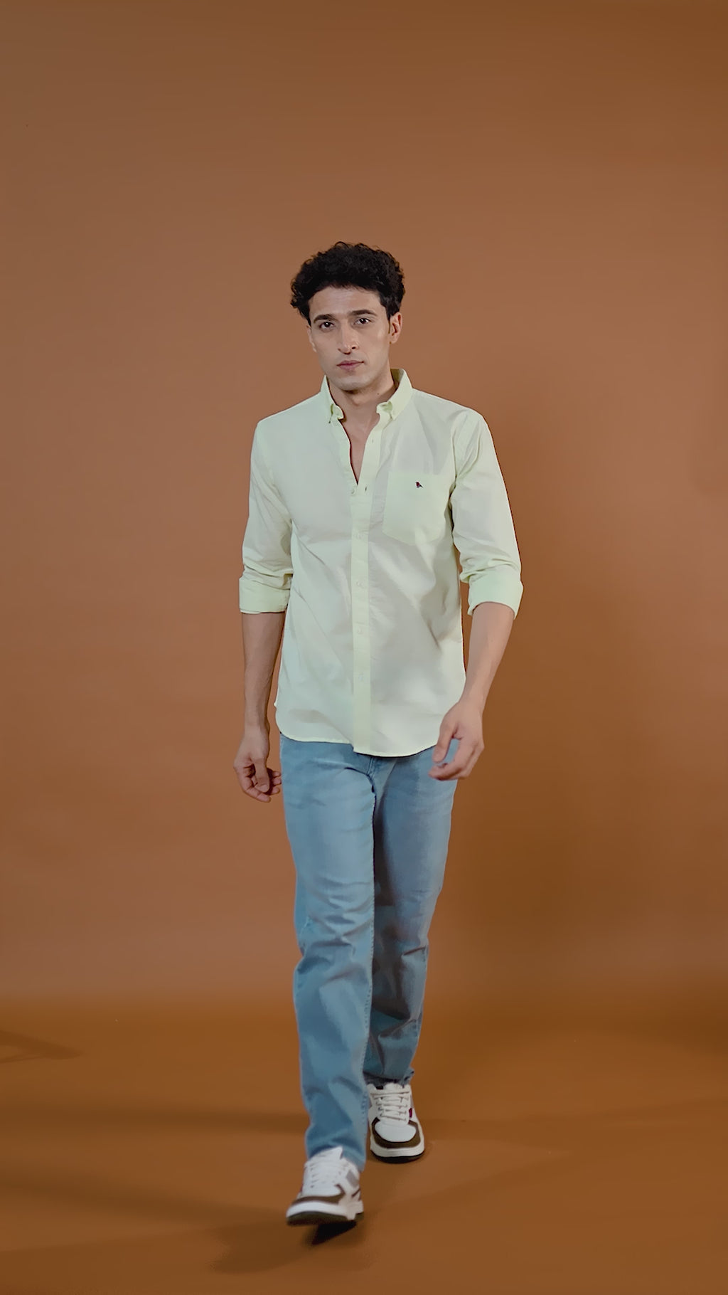 Men’s Premium Lime Green Cotton-Linen Blend Shirt – Breathable Casual Fit